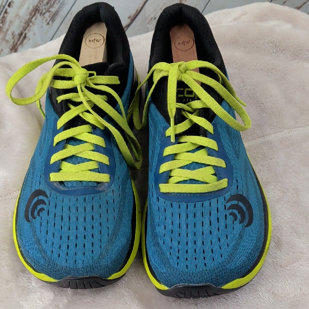 Topo‎ Ultrafly 3 Sneakers in Ocean/Green